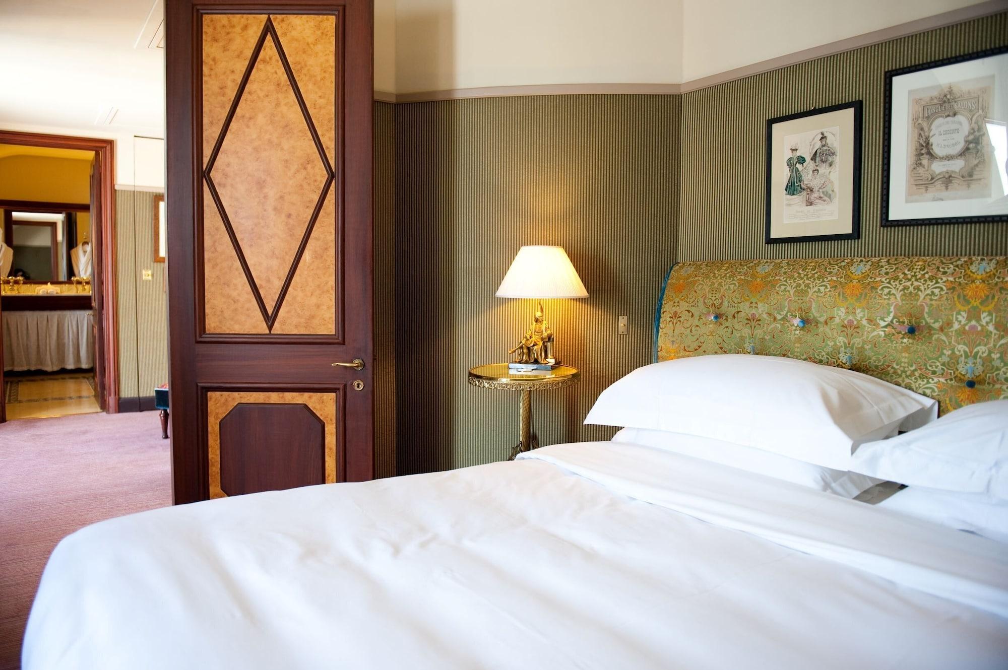 L'hotel Hotel 5*
