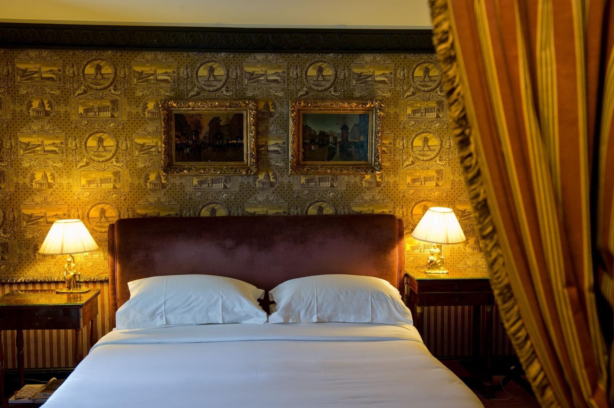 L'hotel Hotel 5*