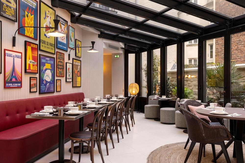 Hotel Moderniste 4*
