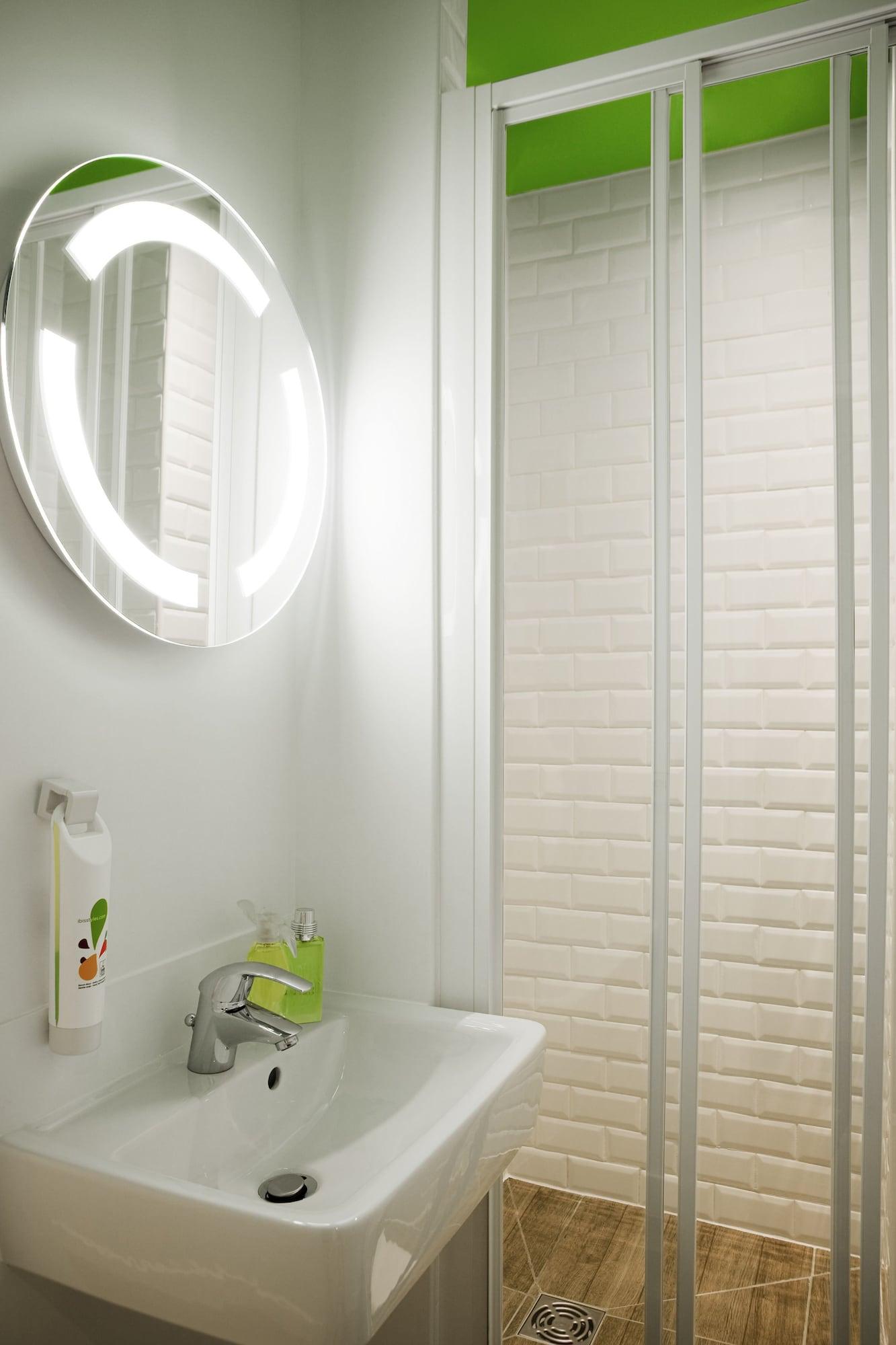 Hotel Ibis Styles Buttes Chaumont