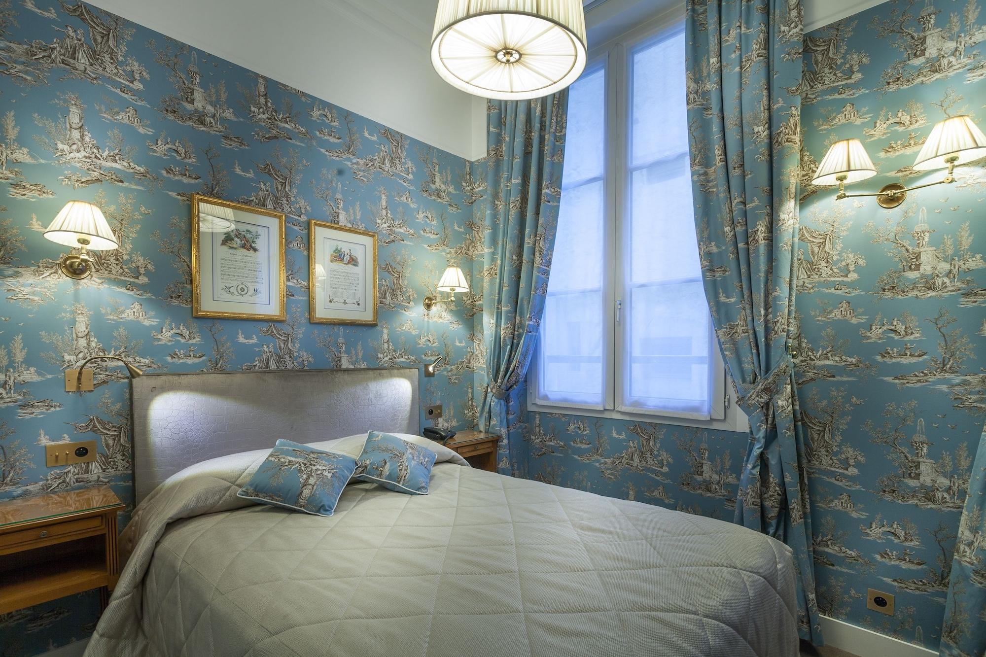 Grand De L'univers Saint-germain Hotel 3*