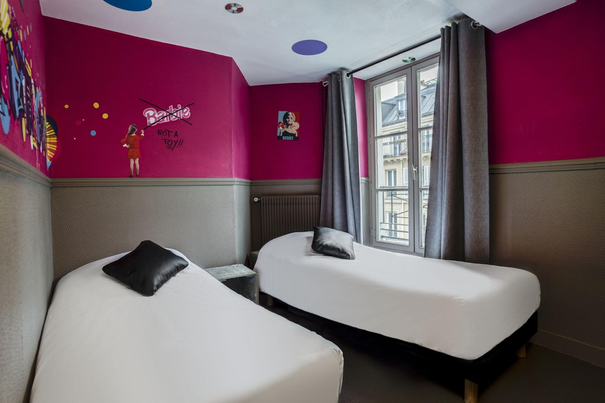 Hotel Absolute Republique 2*