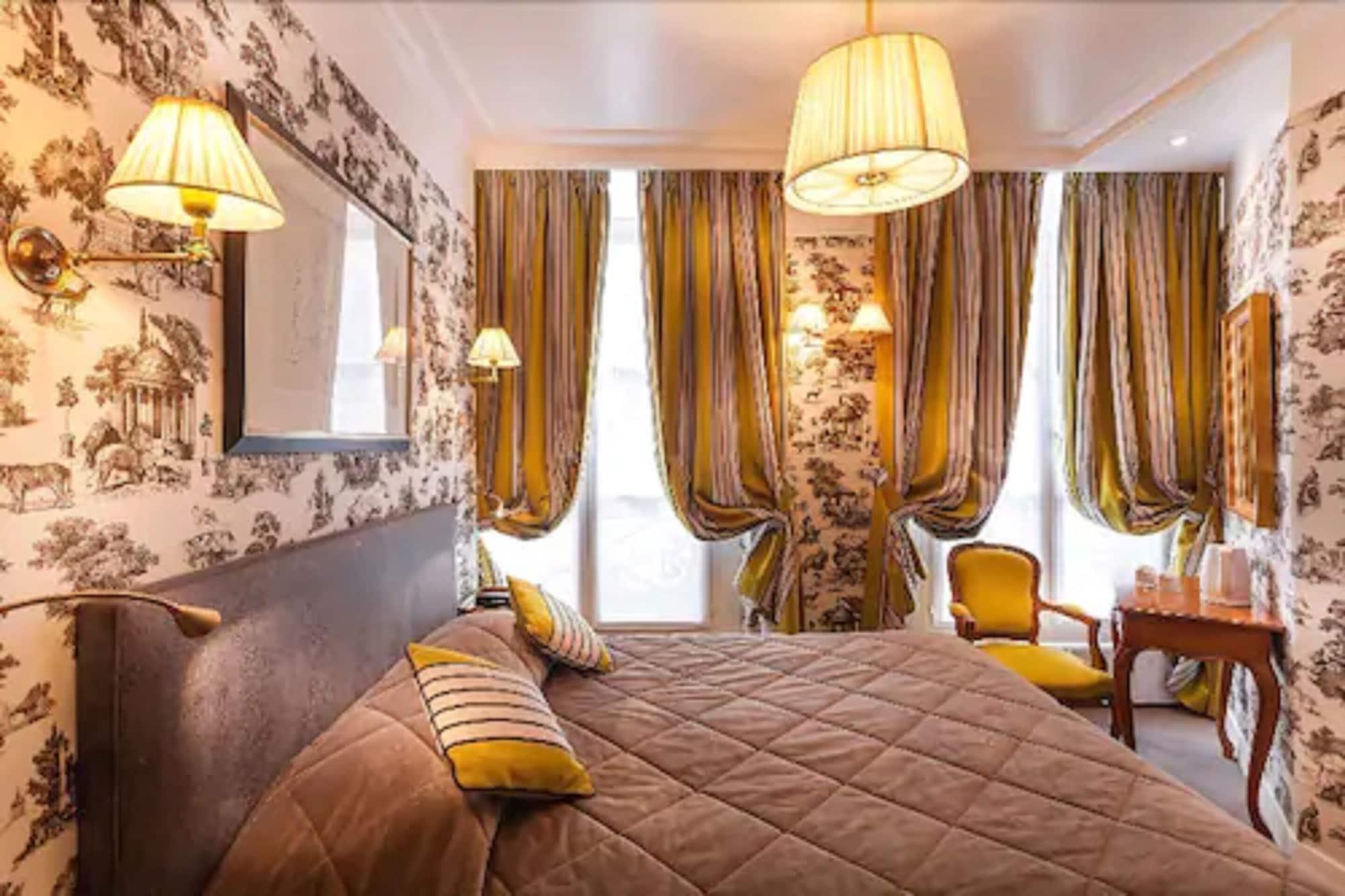 Grand De L'univers Saint-germain Hotel 3*