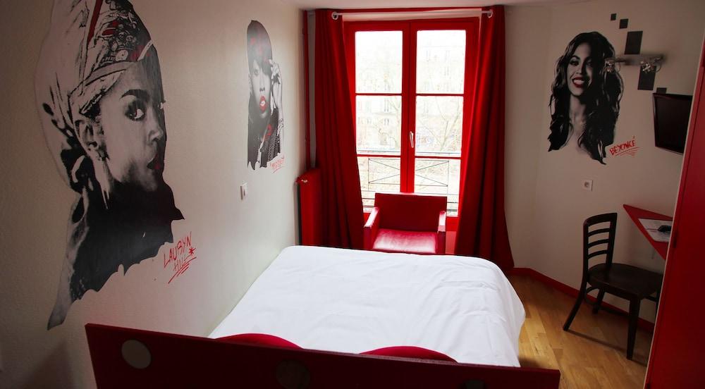 Hotel Absolute Republique Paris
