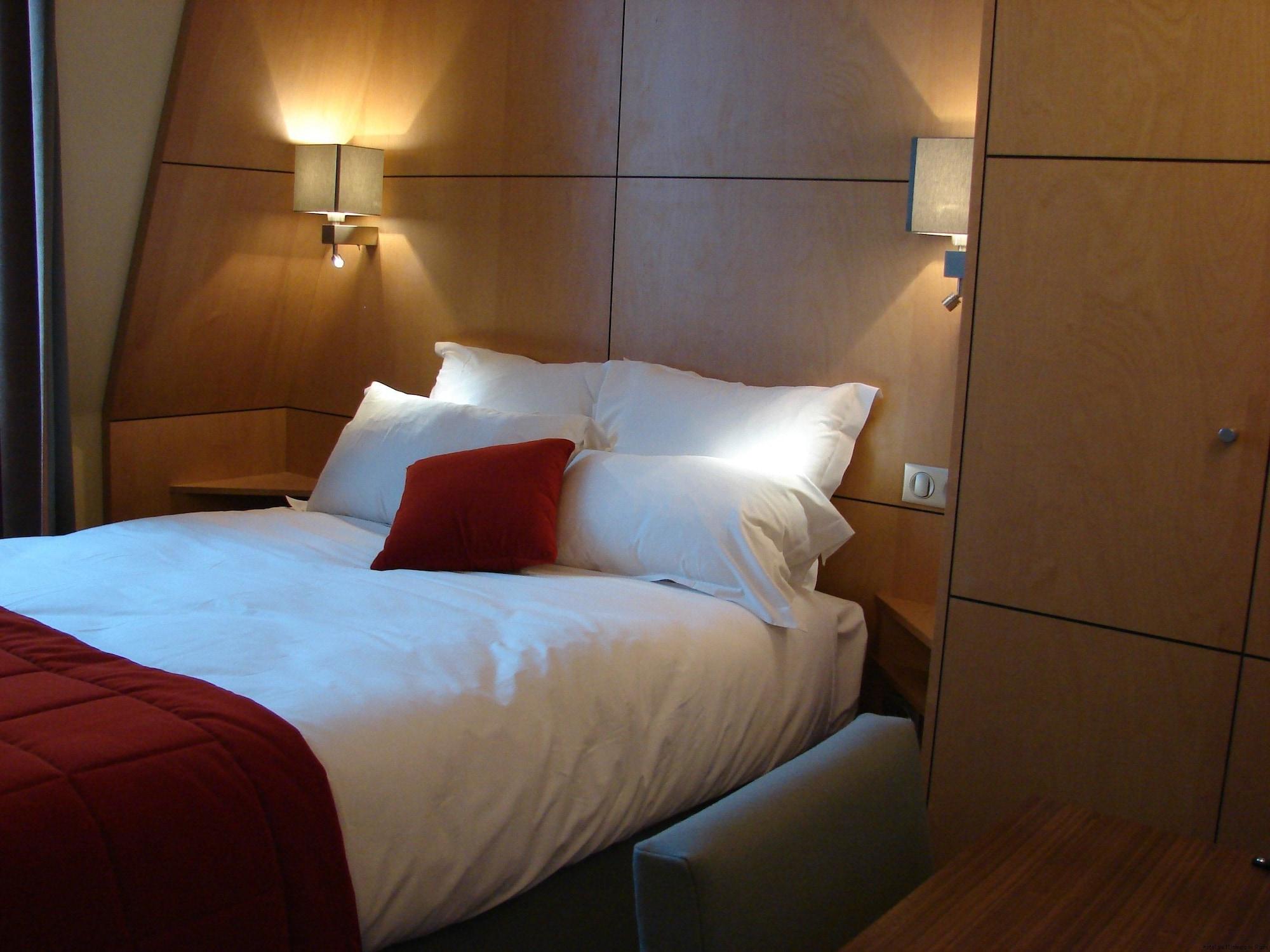 Hotel De L'universite