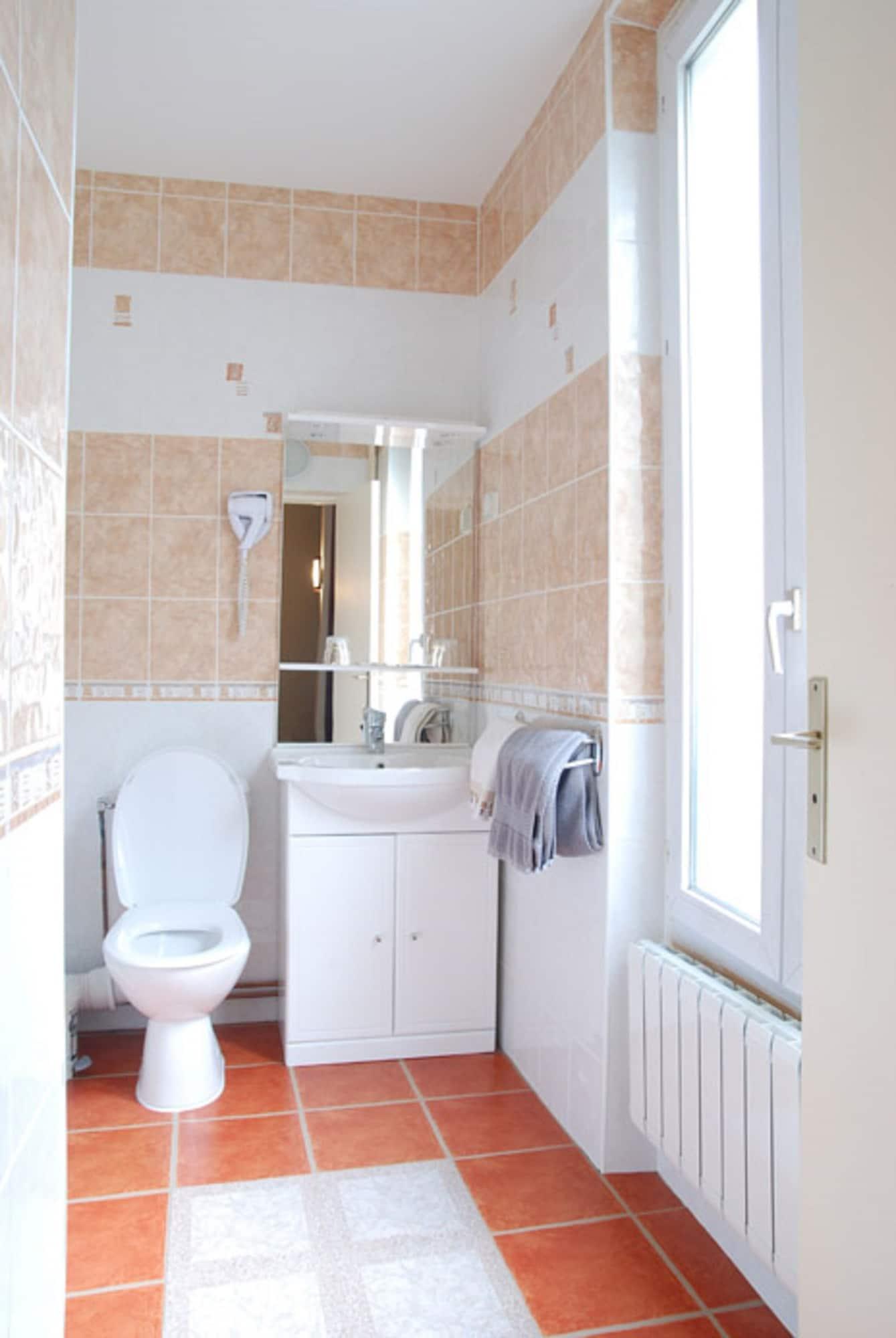 Gambetta Hotel Paris