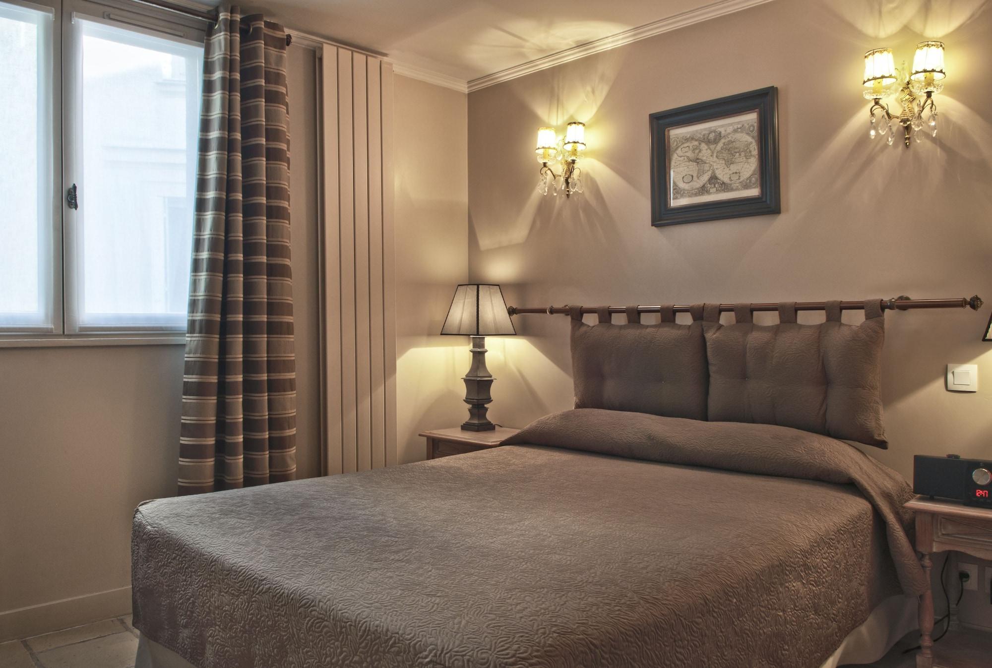 Hotel Albe Bastille 3*
