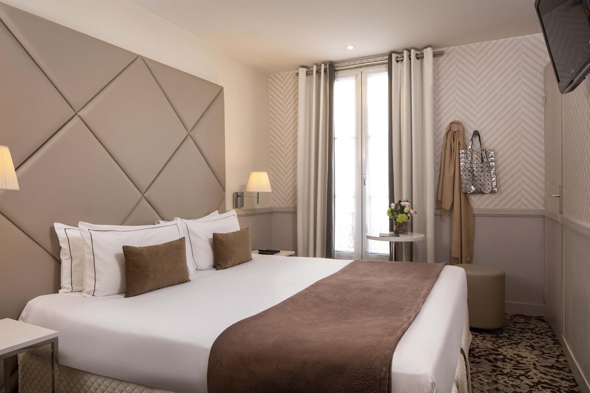 Longchamp Elysees 3*