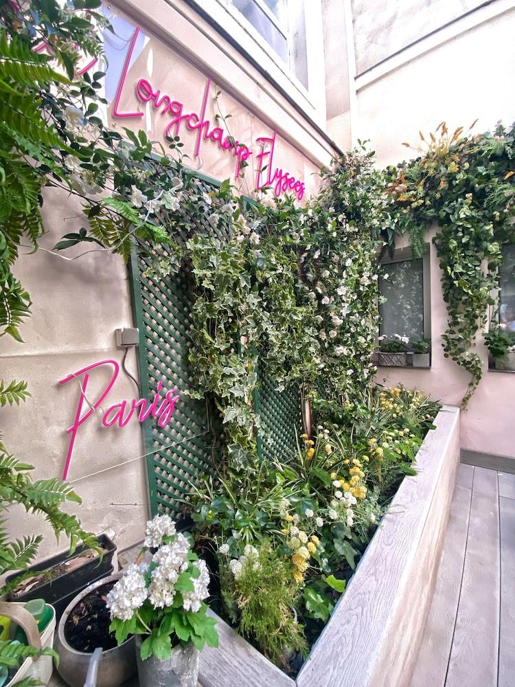 Hotel Longchamp Elysees