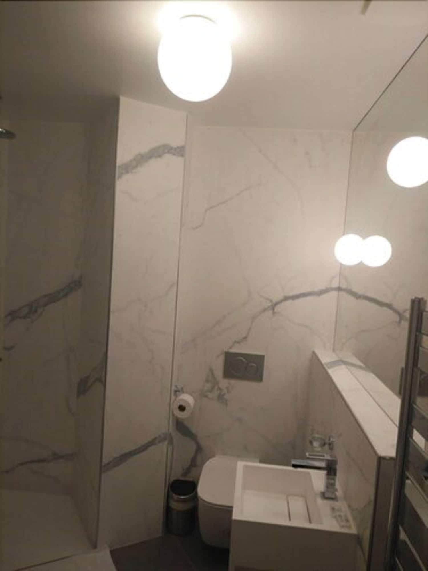 Hotel Ferney Republique *