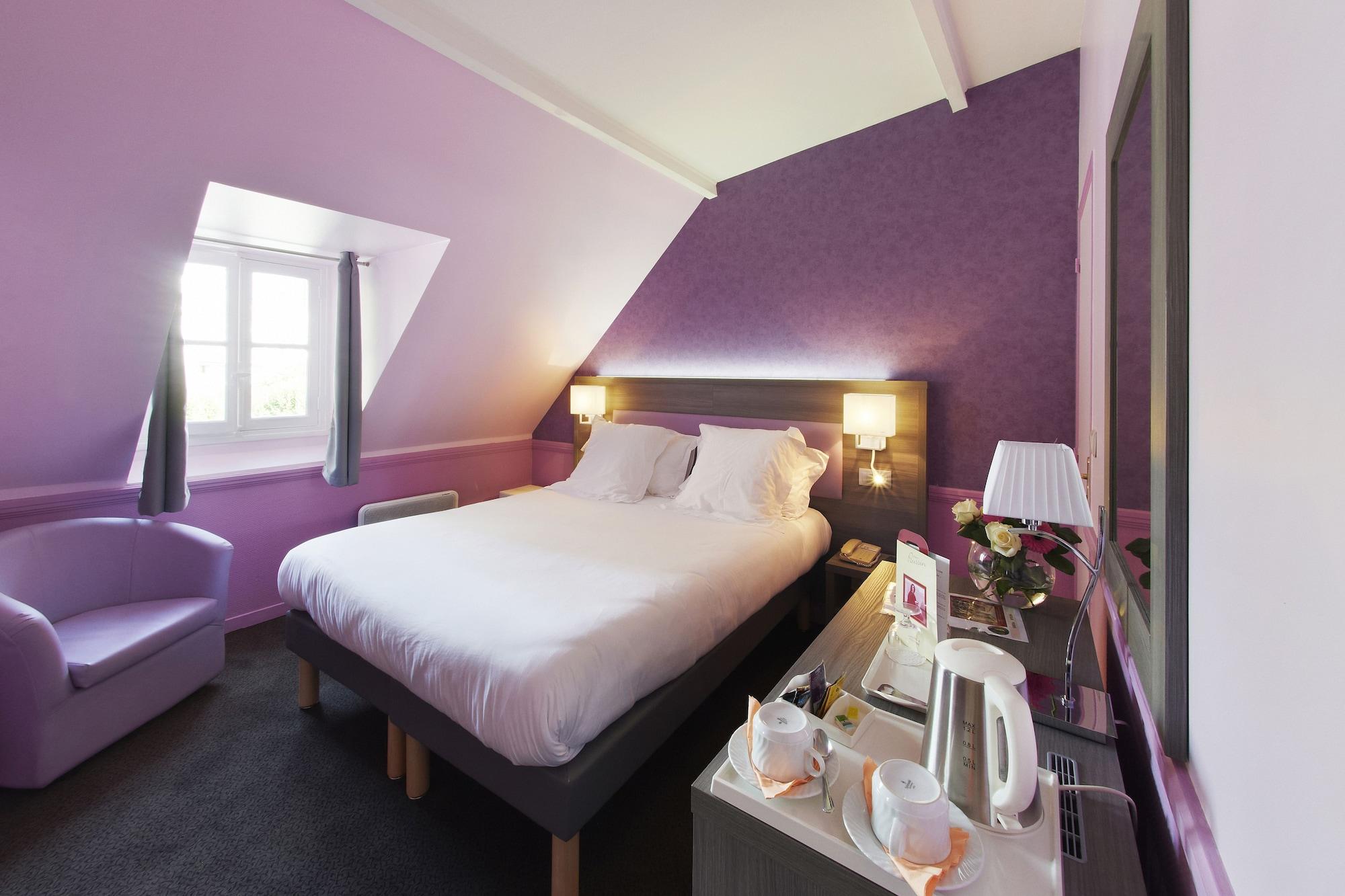 Hotel Poussin Paris