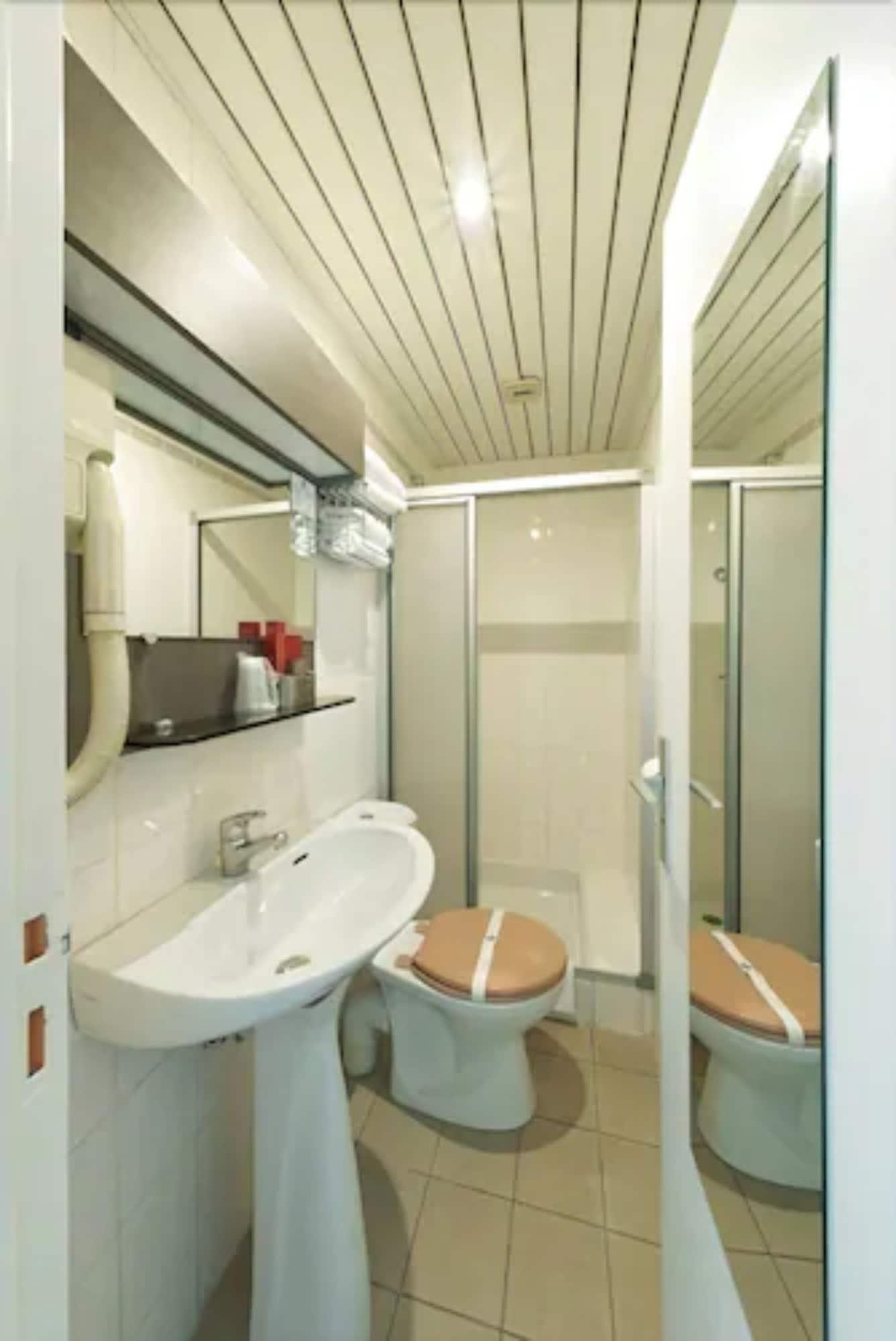 Hotel Latin Paris