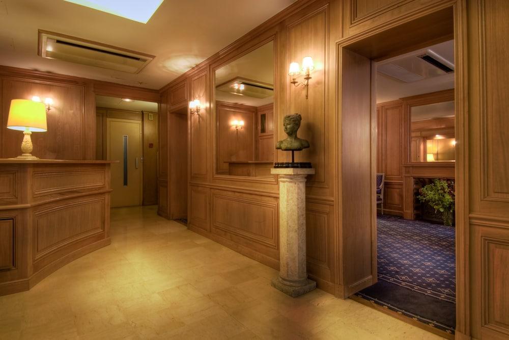 Baudelaire Opéra 3*