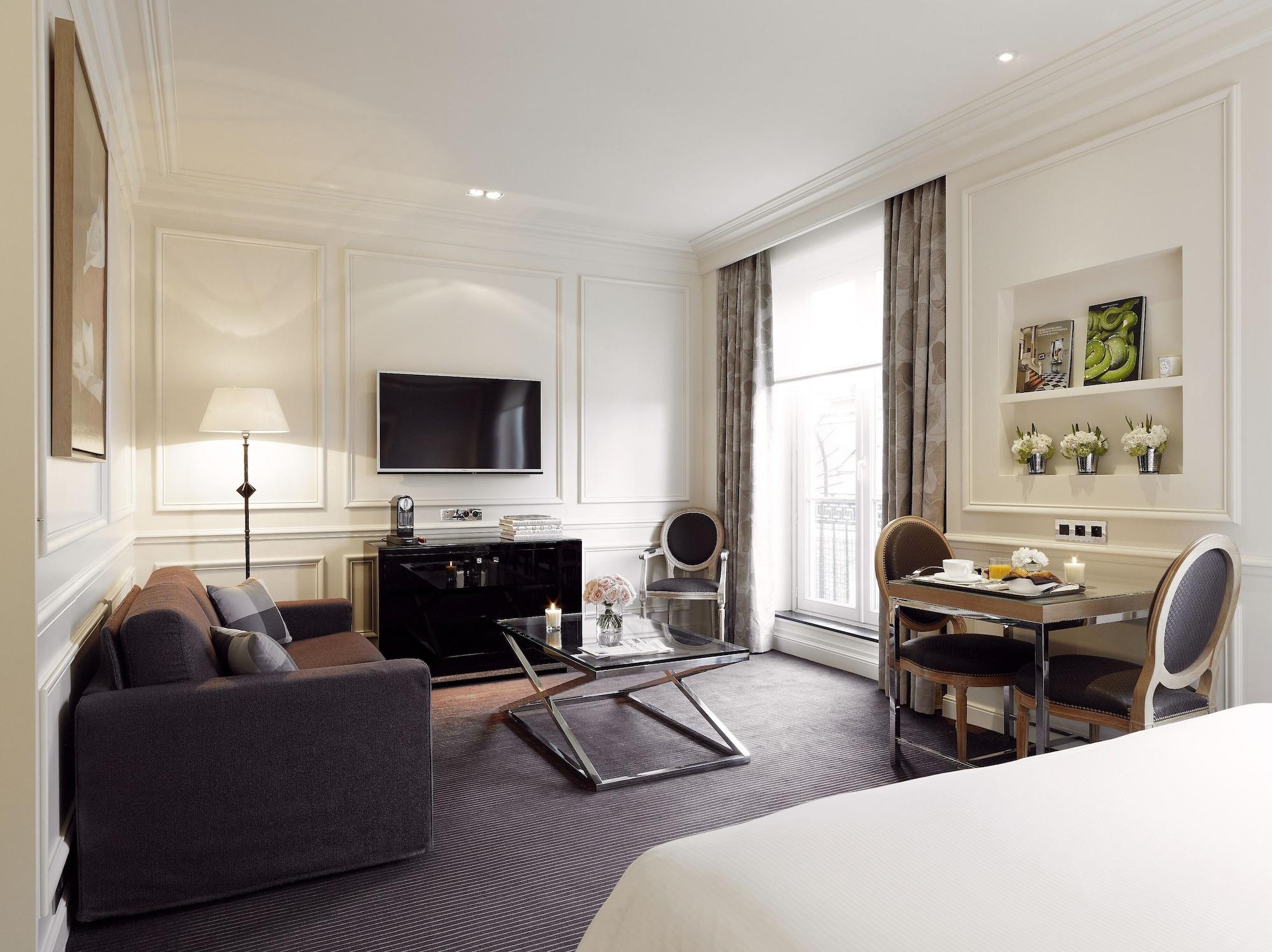 Hotel Grand Du Palais Royal 5*