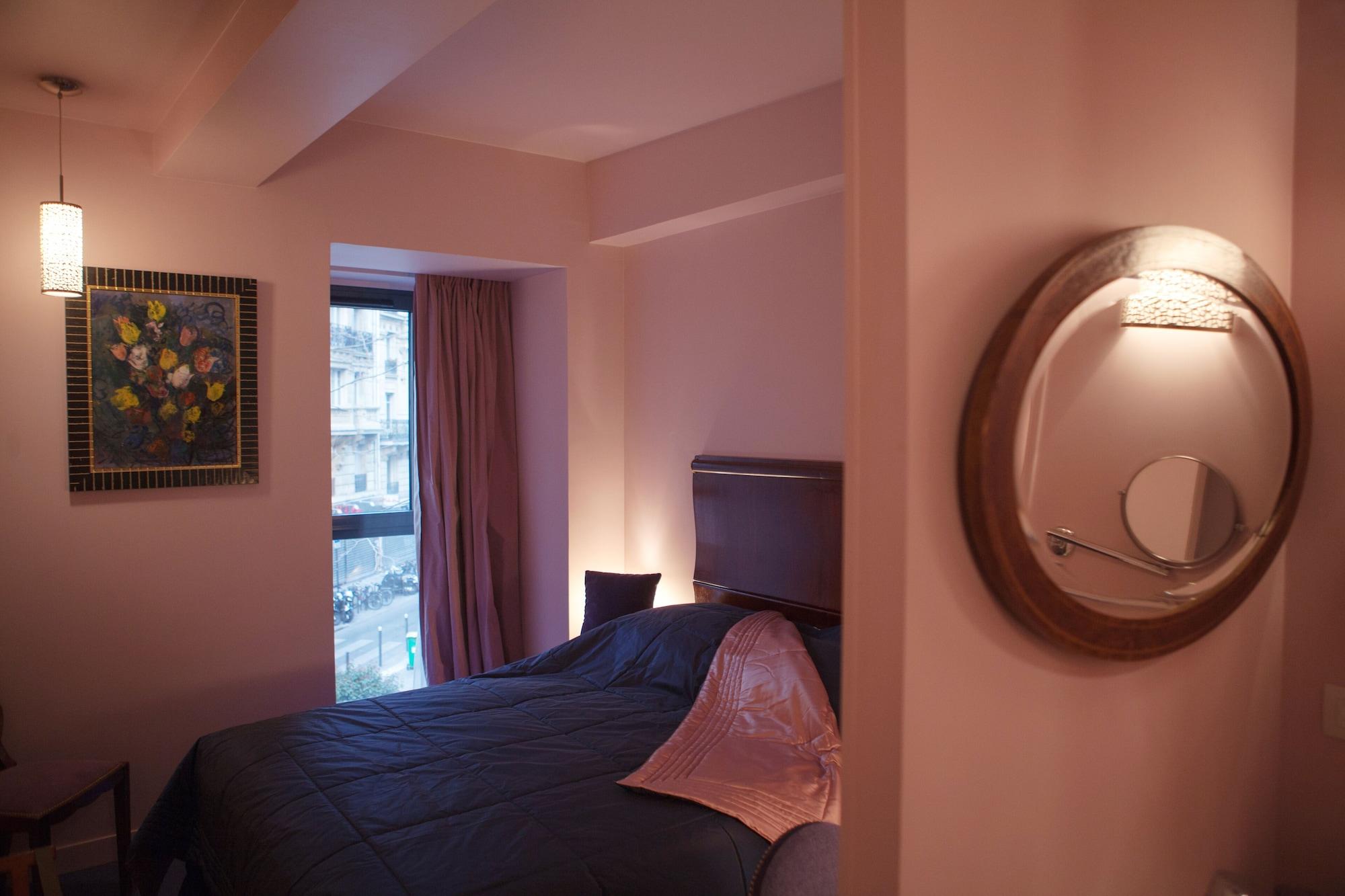 Edgar & Achille Hotel