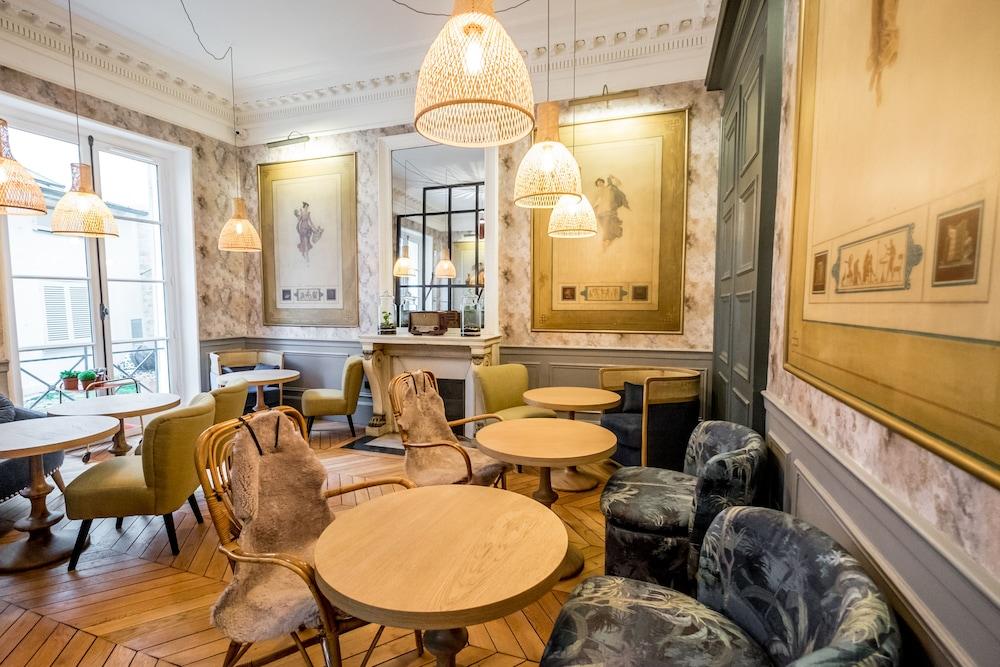 1er Etage Sopi-montmartre Paris