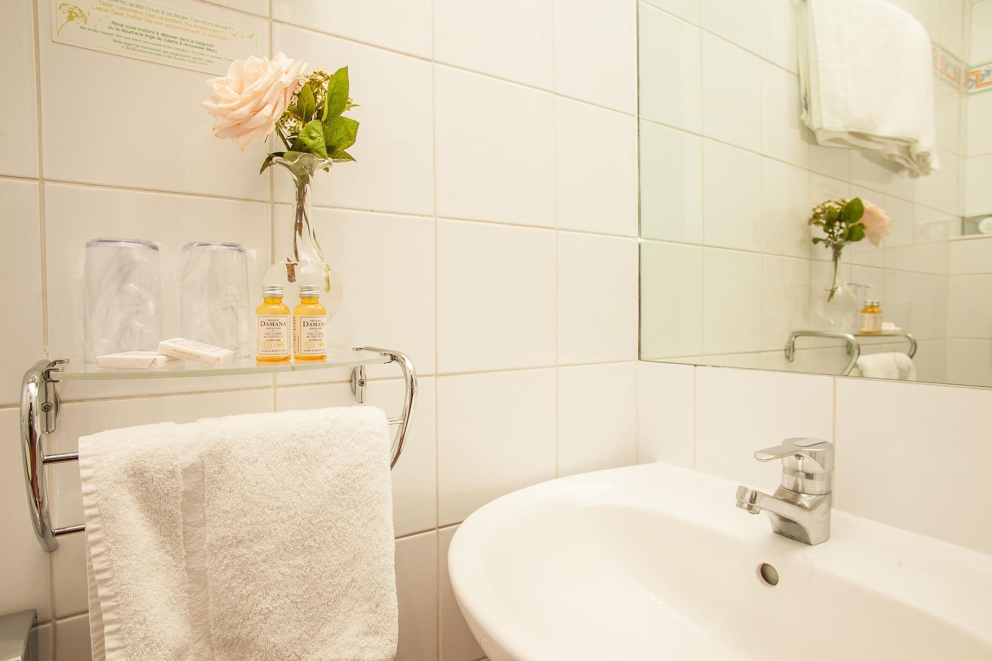Hotel Europe Saint Severin-paris Notre Dame Paris