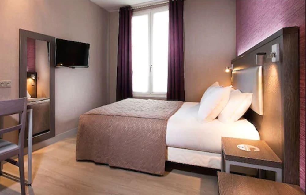 Des Pavillons Hotel 2*