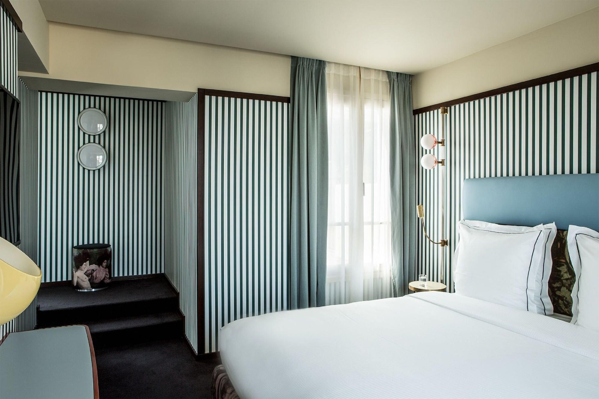 Du Rond-point Des Champs-elysees - Esprit De France Hotel 4*