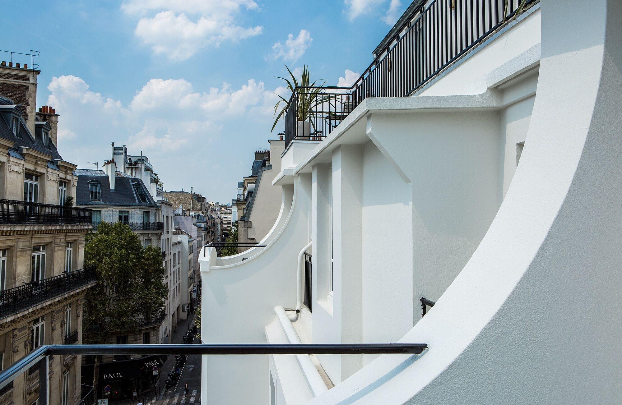 Du Rond-point Des Champs-élysées - Esprit De France Hotel