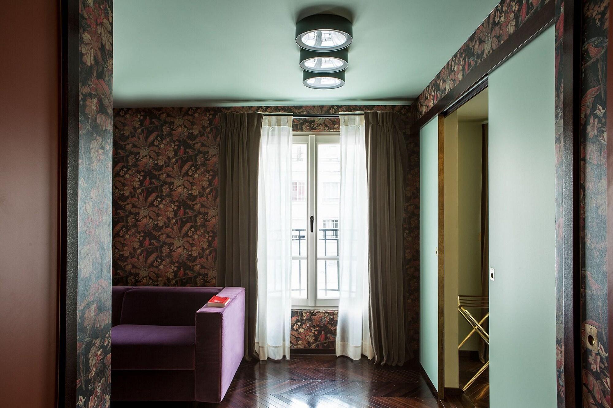 Hotel Du Rond-point Des Champs-elysees - Esprit De France Paris