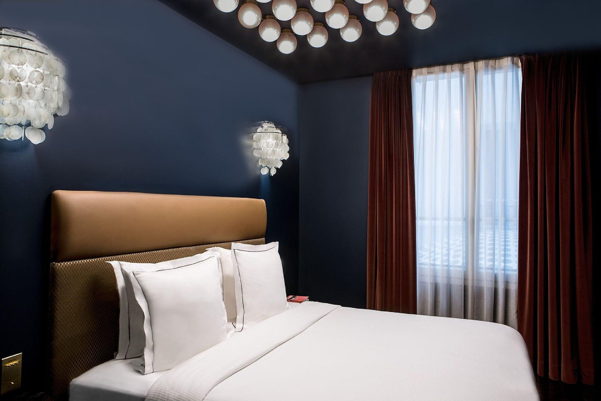 Hotel Du Rond-point Des Champs-elysees - Esprit De France Paris