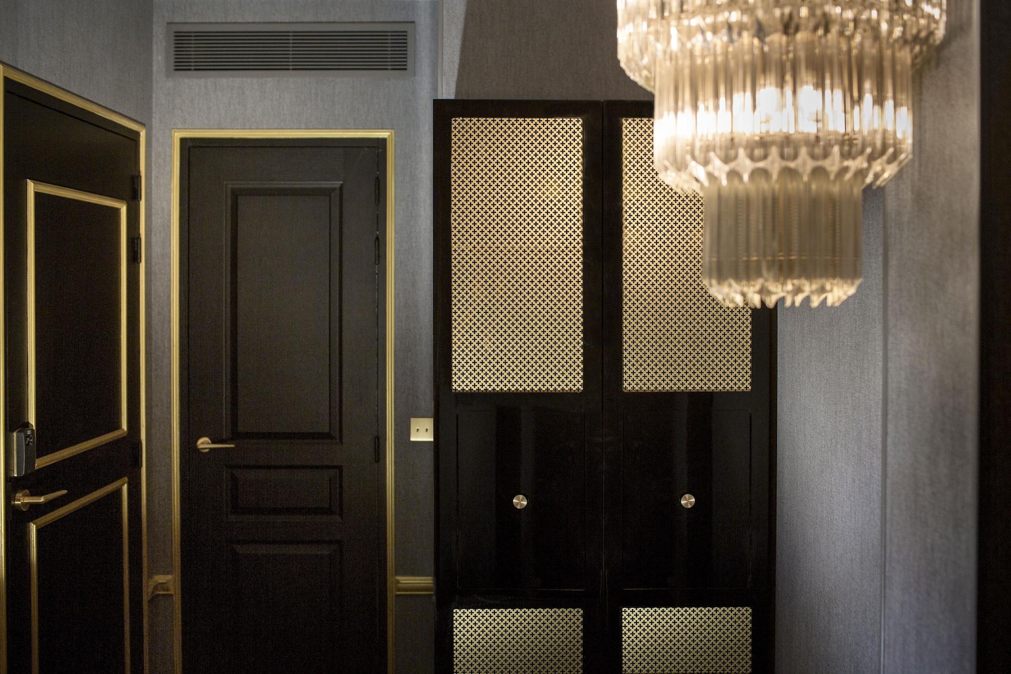 Hotel Snob By Elegancia