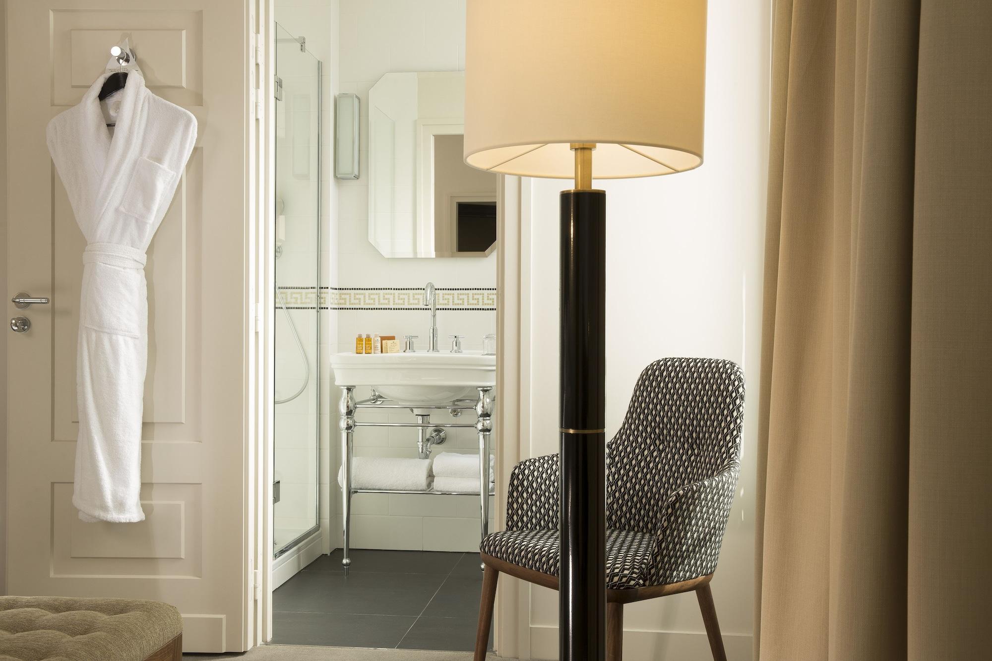Le Tsuba Hotel