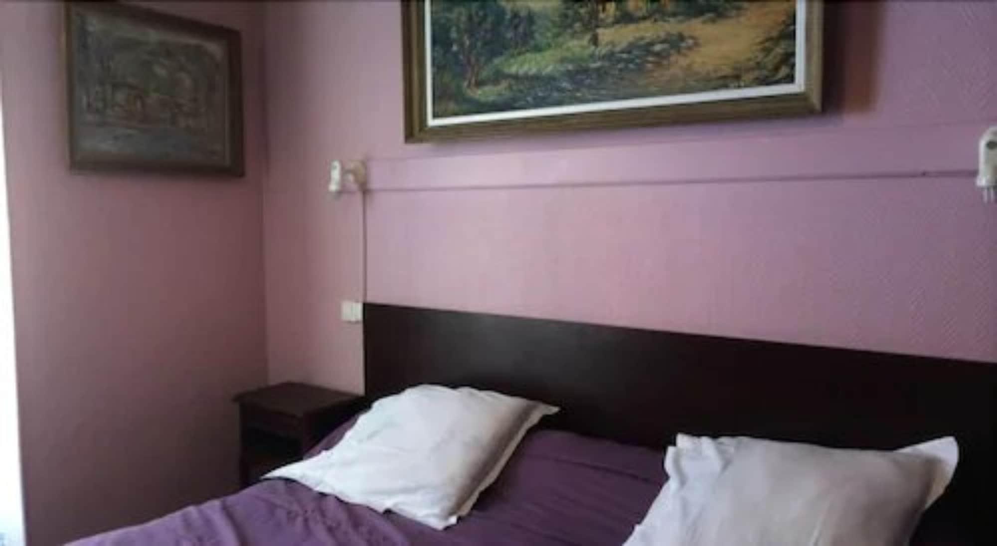 Stanislas Hotel 2*