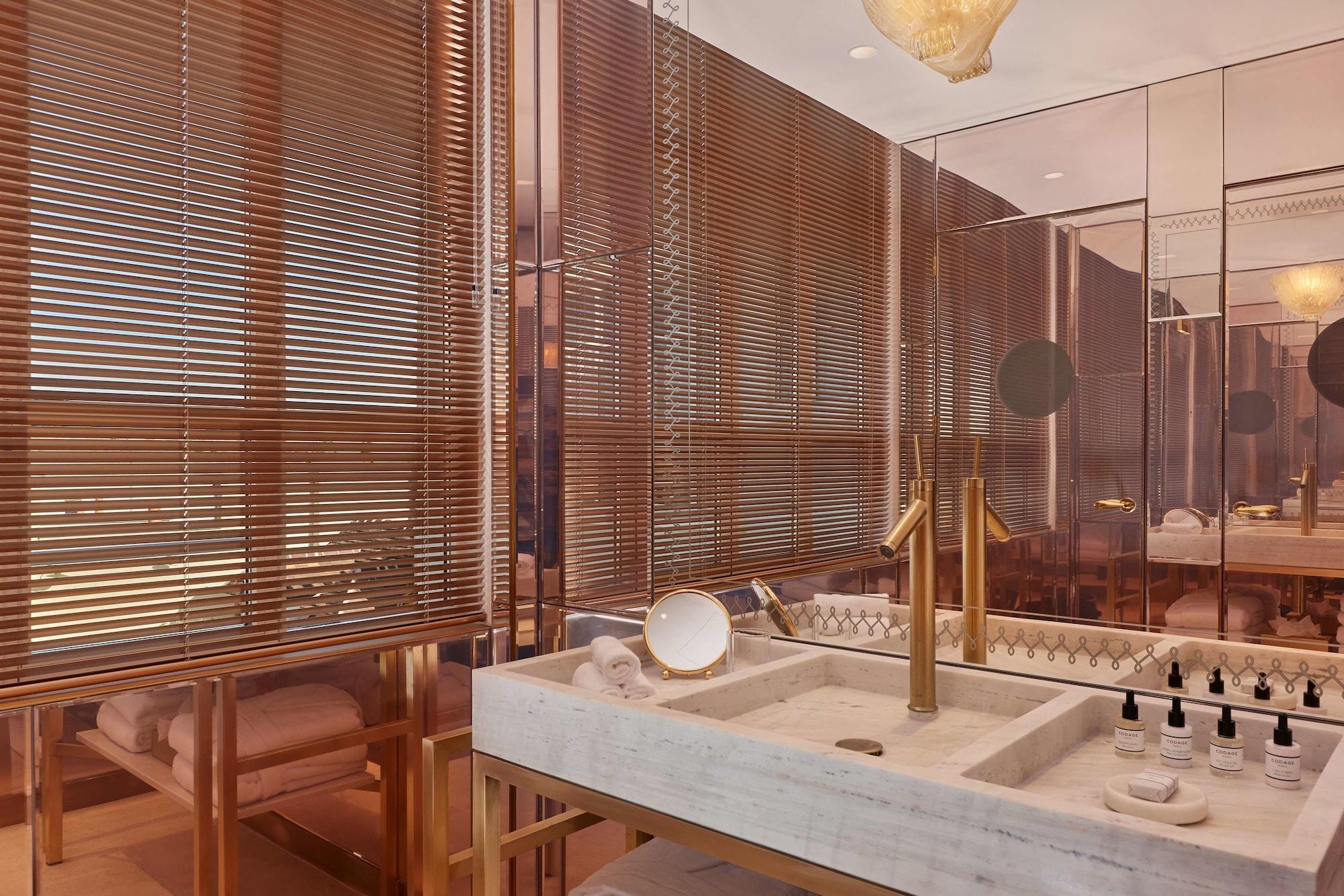Hotel 9confidentiel