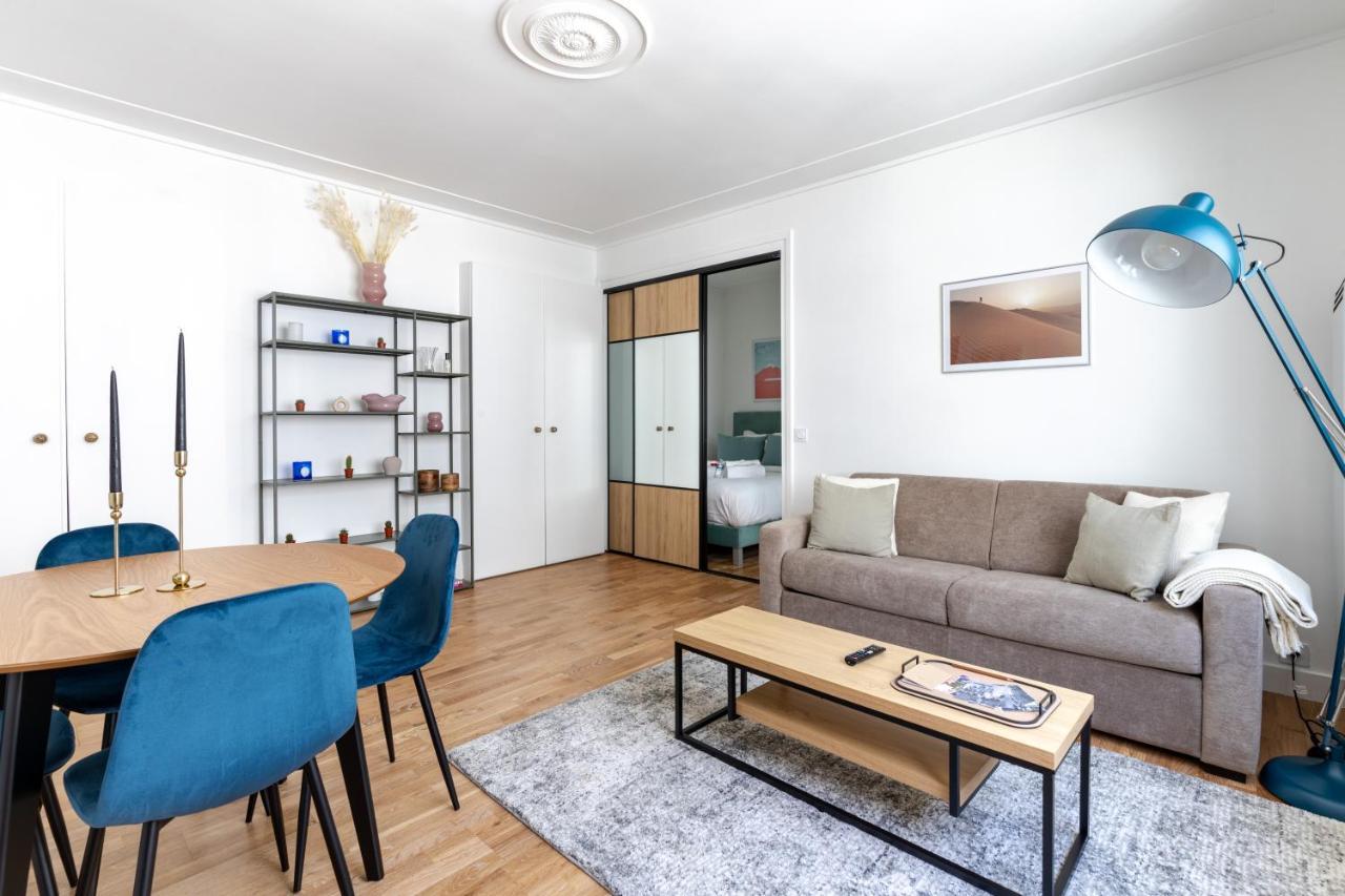 Home Suite Home Montaigne Place de l'Alma *
