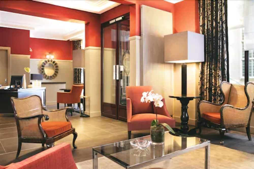 Crystal Hotel