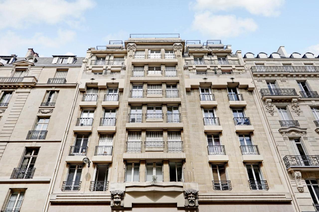 Pick A Flat's In Triangle D'or - Pierre 1er De Serbie Apartment Paris