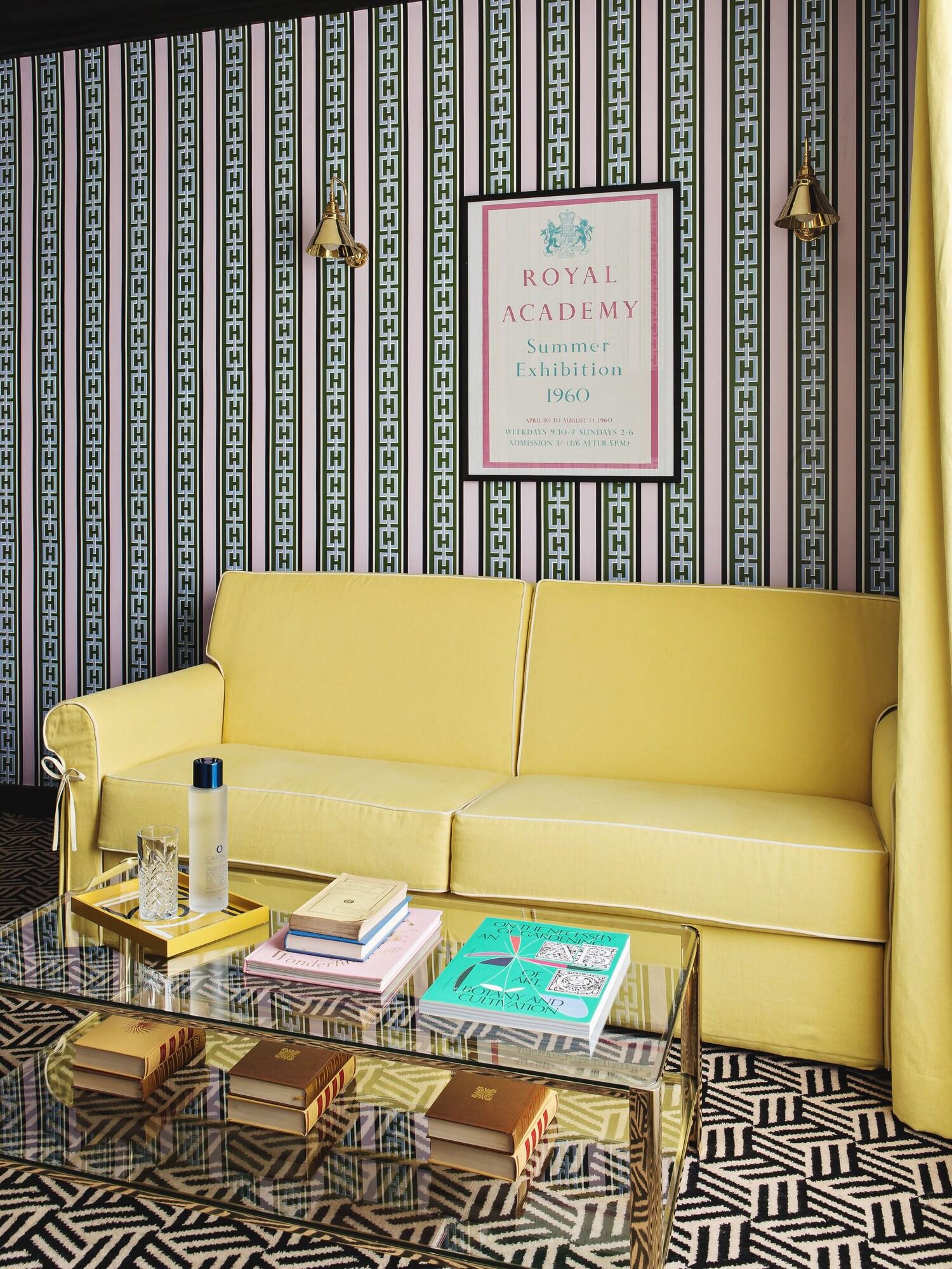 Les Deux Gares Hotel Paris