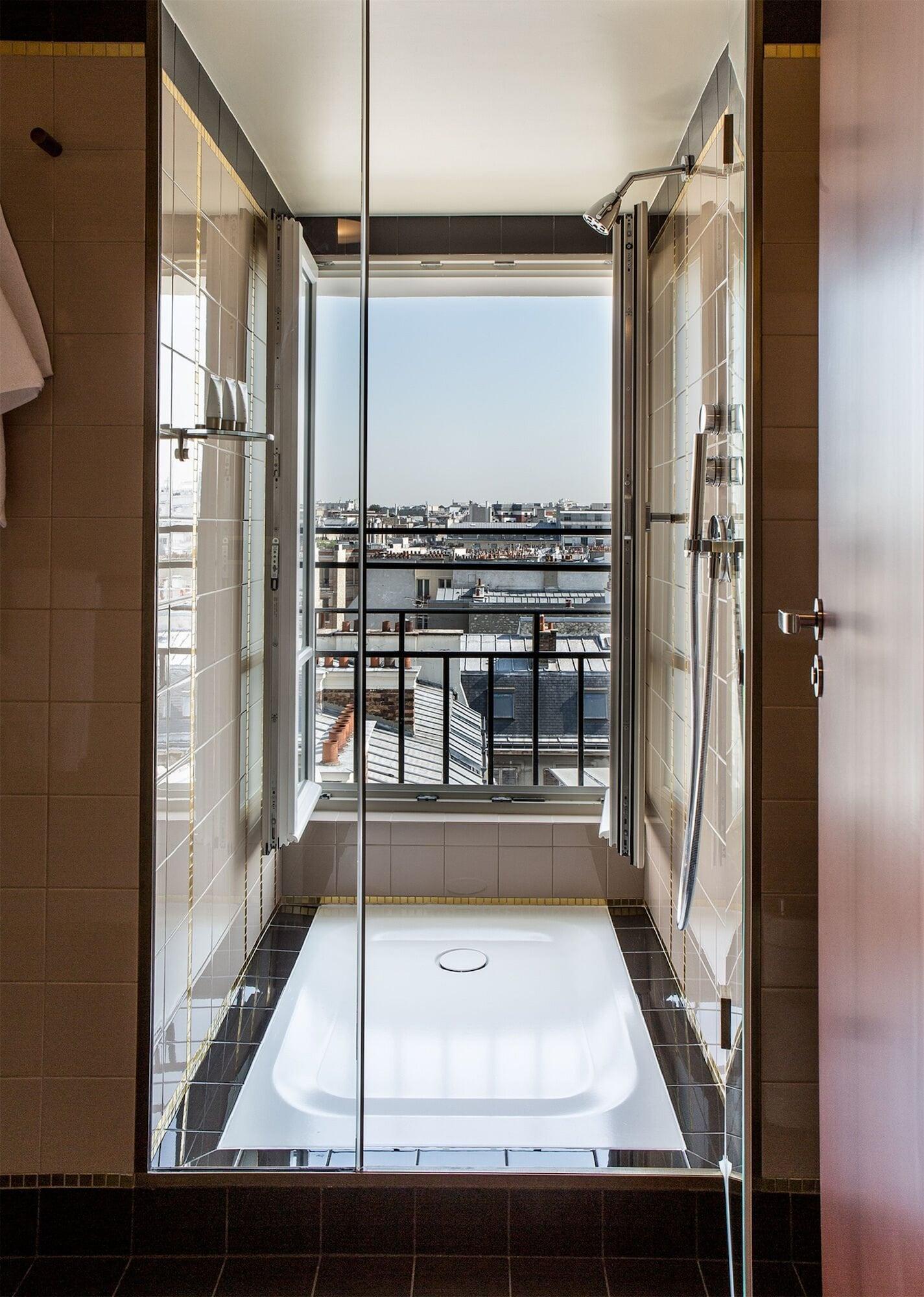 Hotel Du Rond-point Des Champs-elysees - Esprit De France