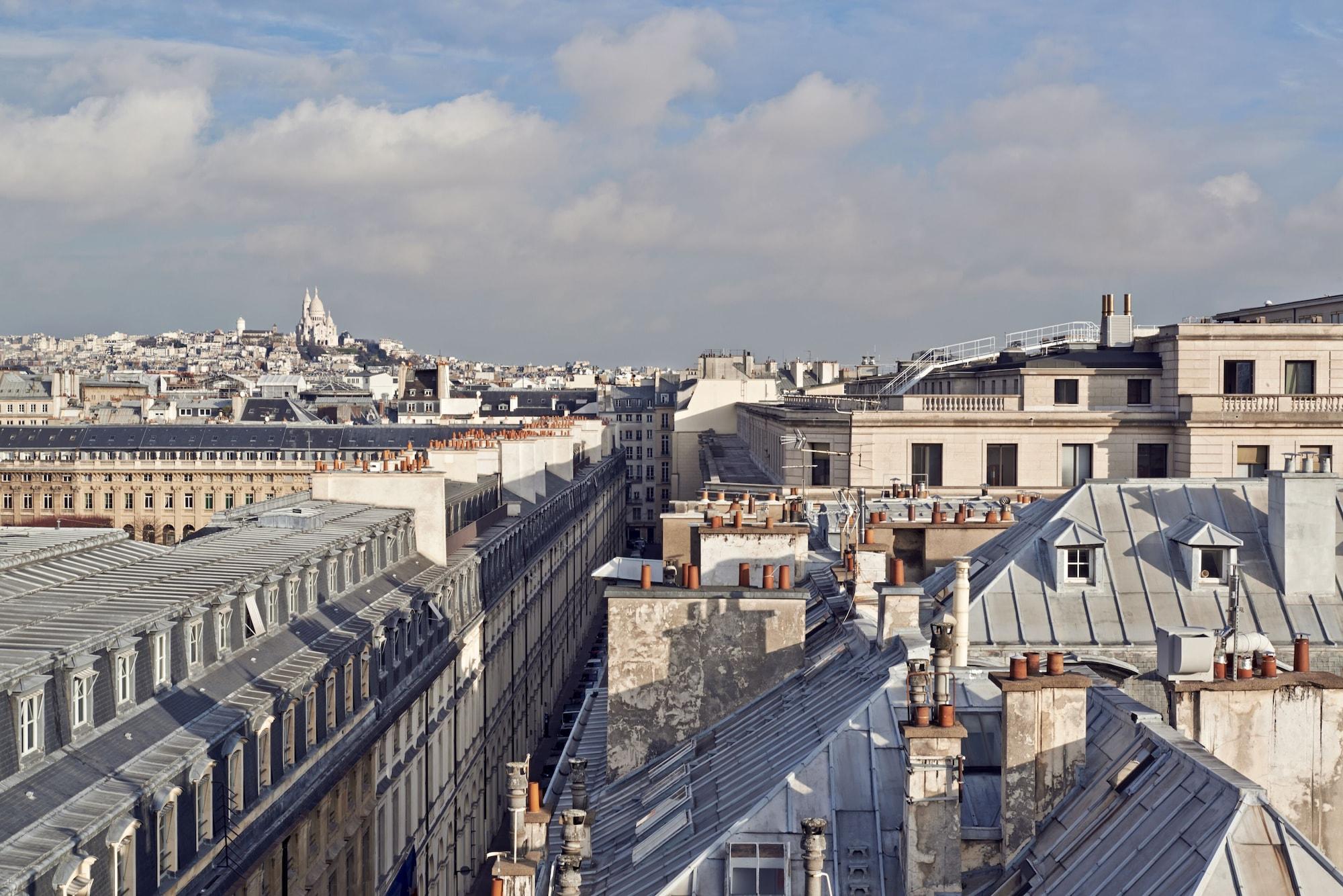 Grand Du Palais Royal Paris
