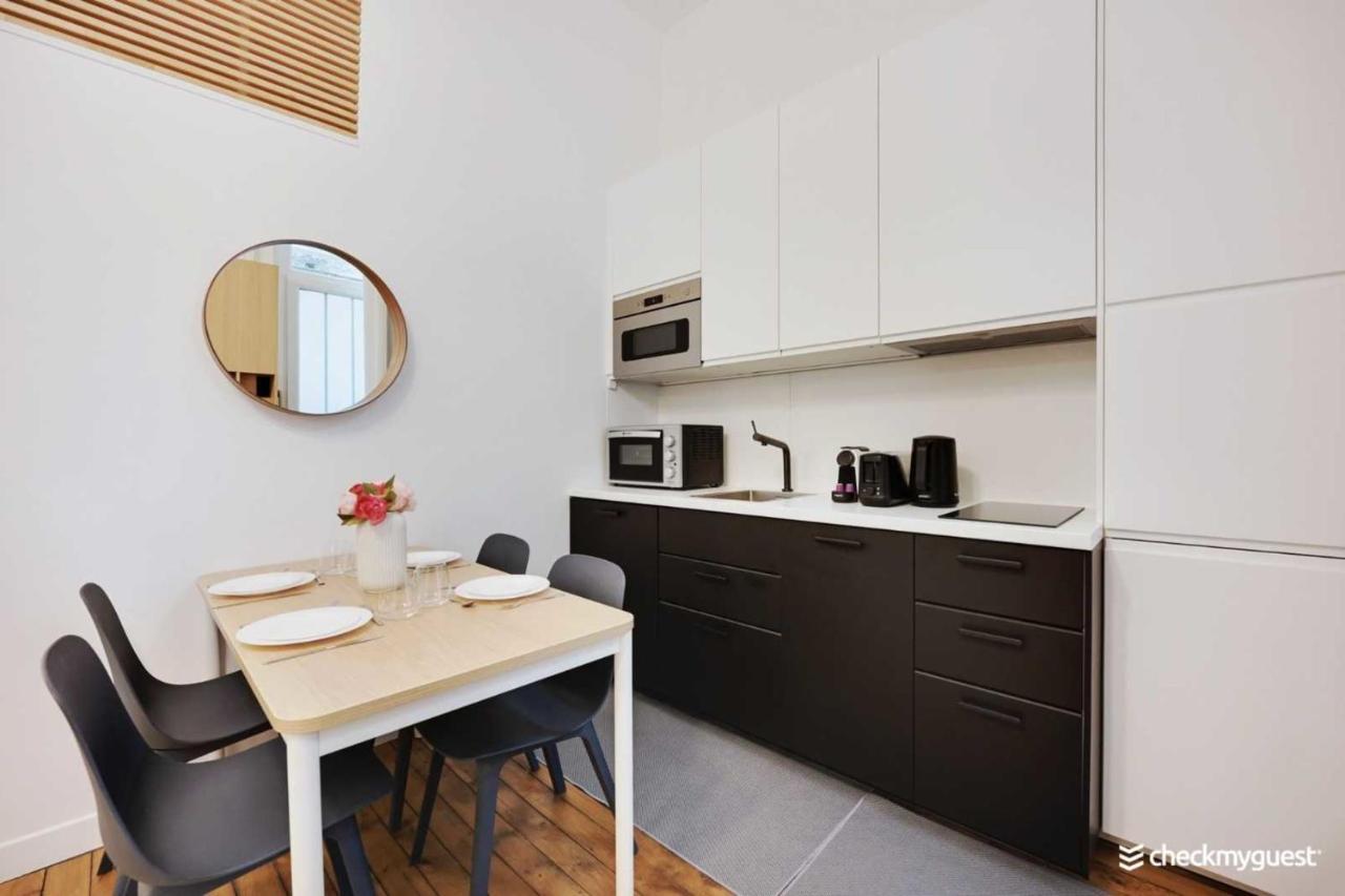 Appartement Cmg-parc Montsouris-arc De Triomphe-champs Elysées *