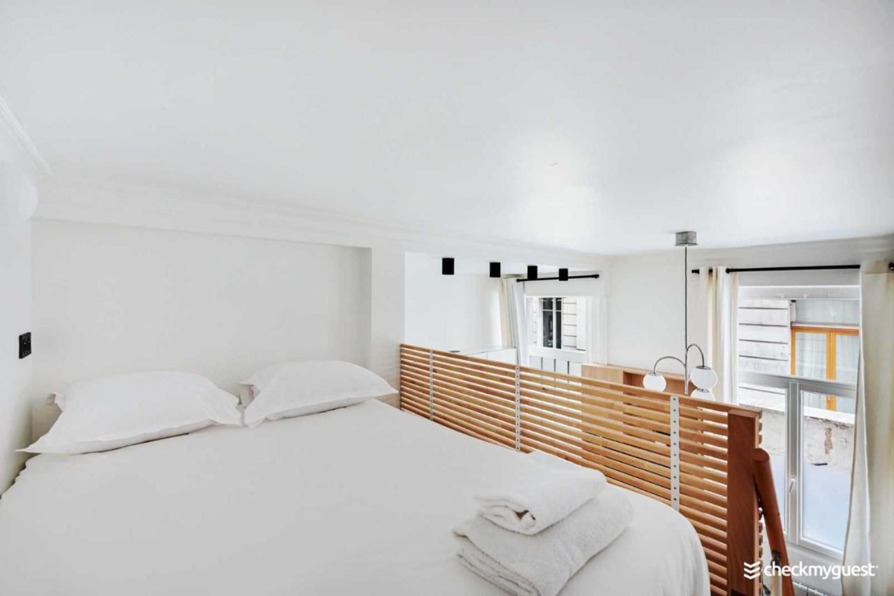 Cmg-parc Montsouris-arc De Triomphe-champs Elysées Appartement