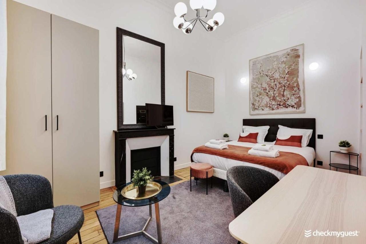 Appartement Cmg-parc Montsouris-arc De Triomphe-champs Elysées