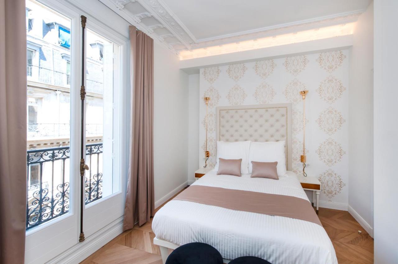 Apartment Pick A Flat's Champs Elysees - Rue Lincoln Paris