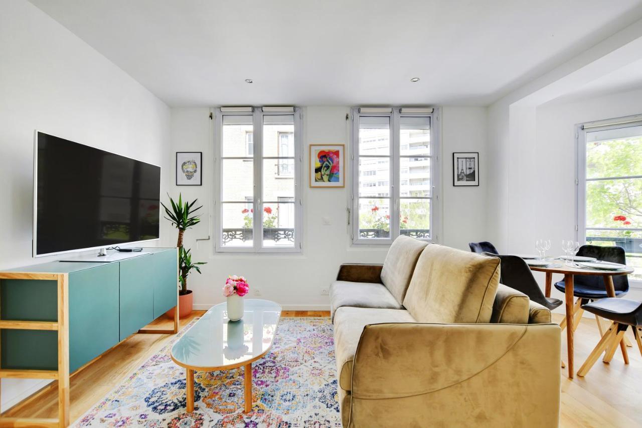 Cmg Jonas-parc Montsouris-tour Montparnasse- Apartment *