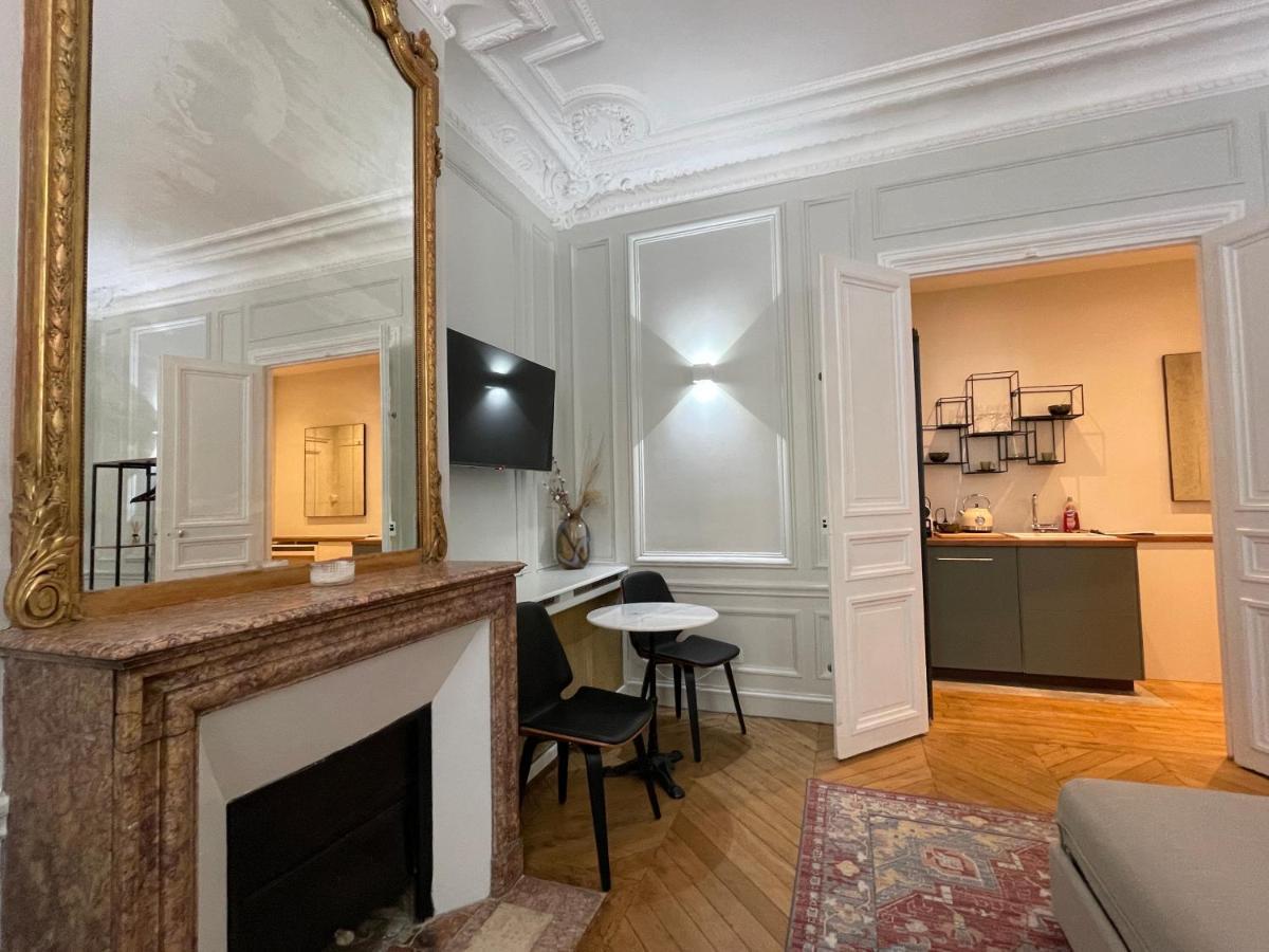 Apartment Cozy Studio Champs Elysee Arc De Triomphe 1 *