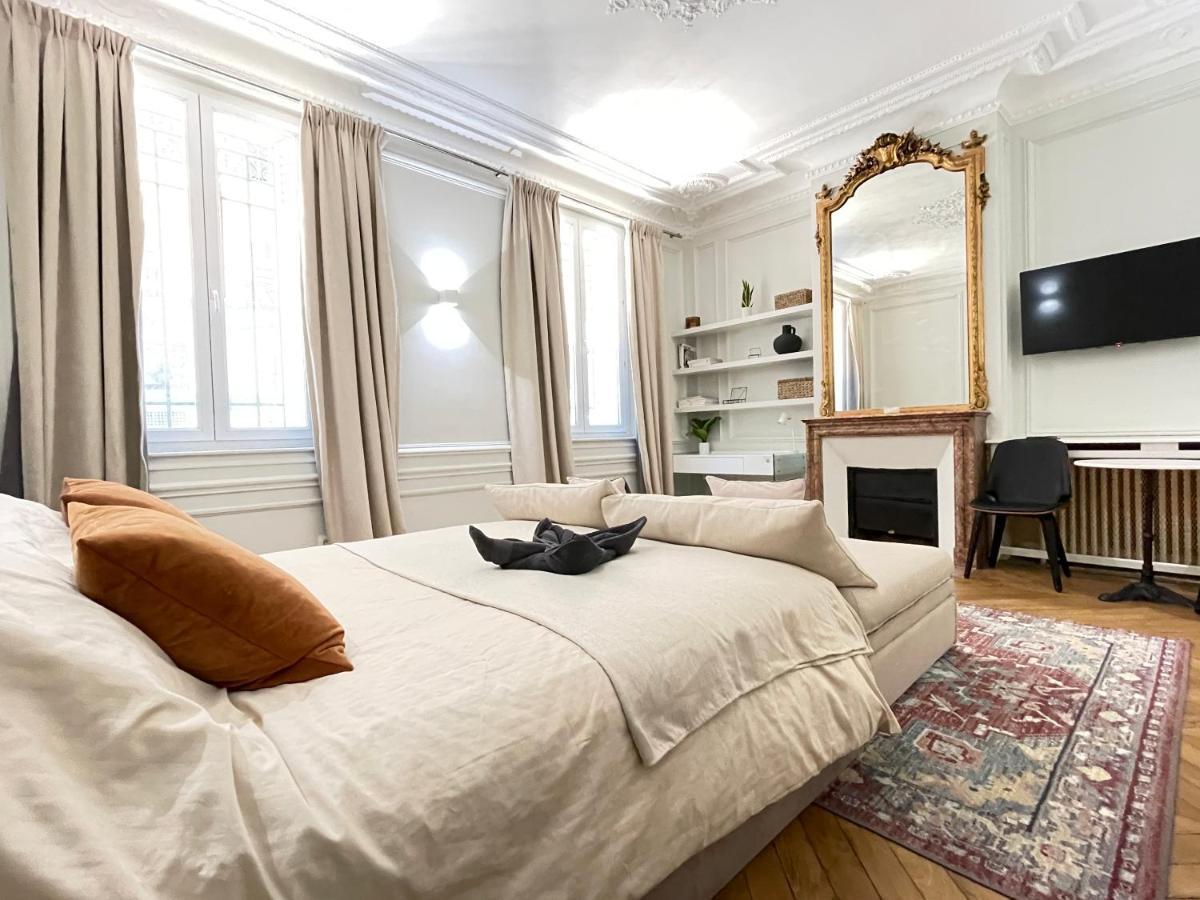 Cozy Studio Champs Elysee Arc De Triomphe 1 Apartment
