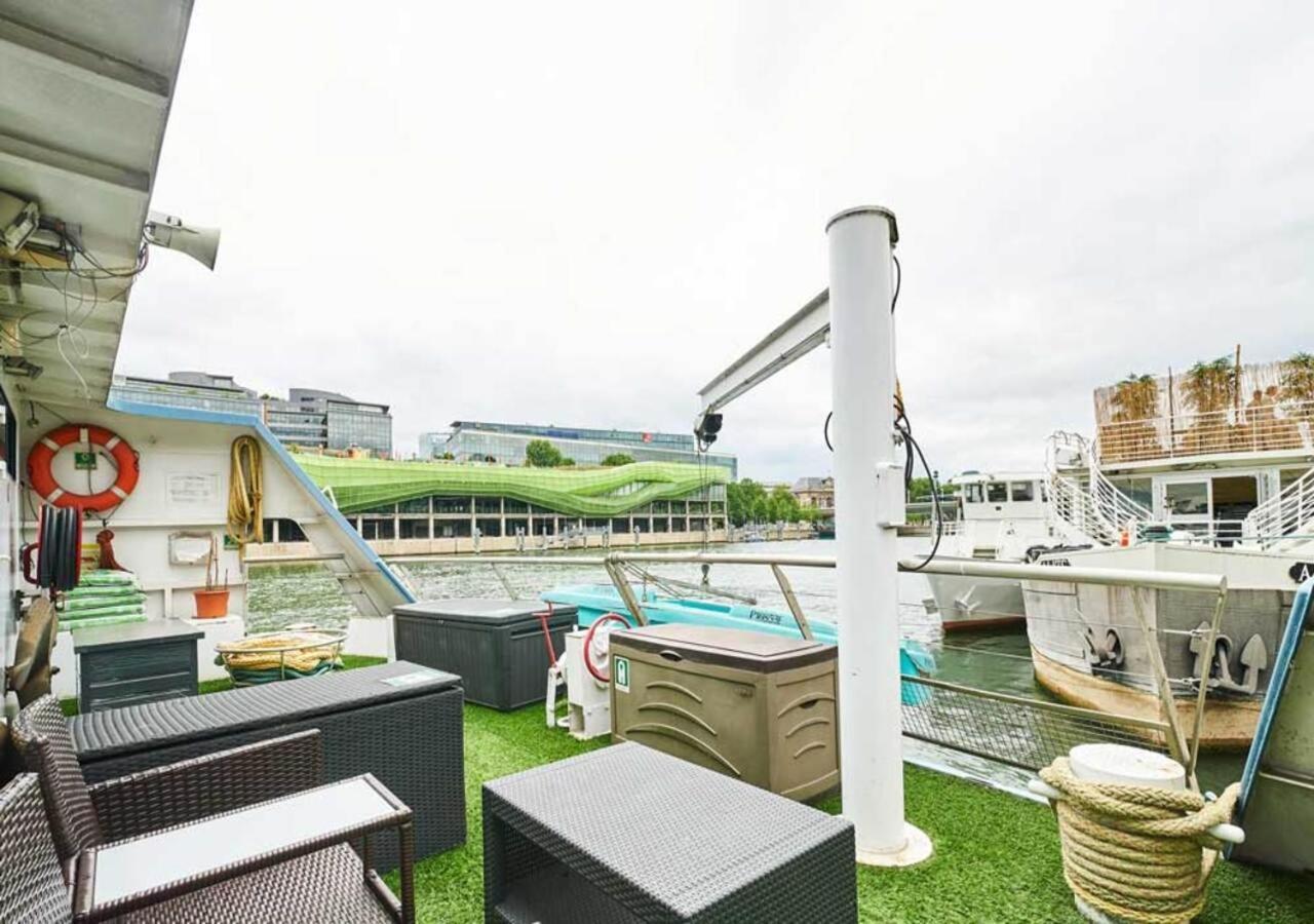 Vip Yacht Hotel Paris