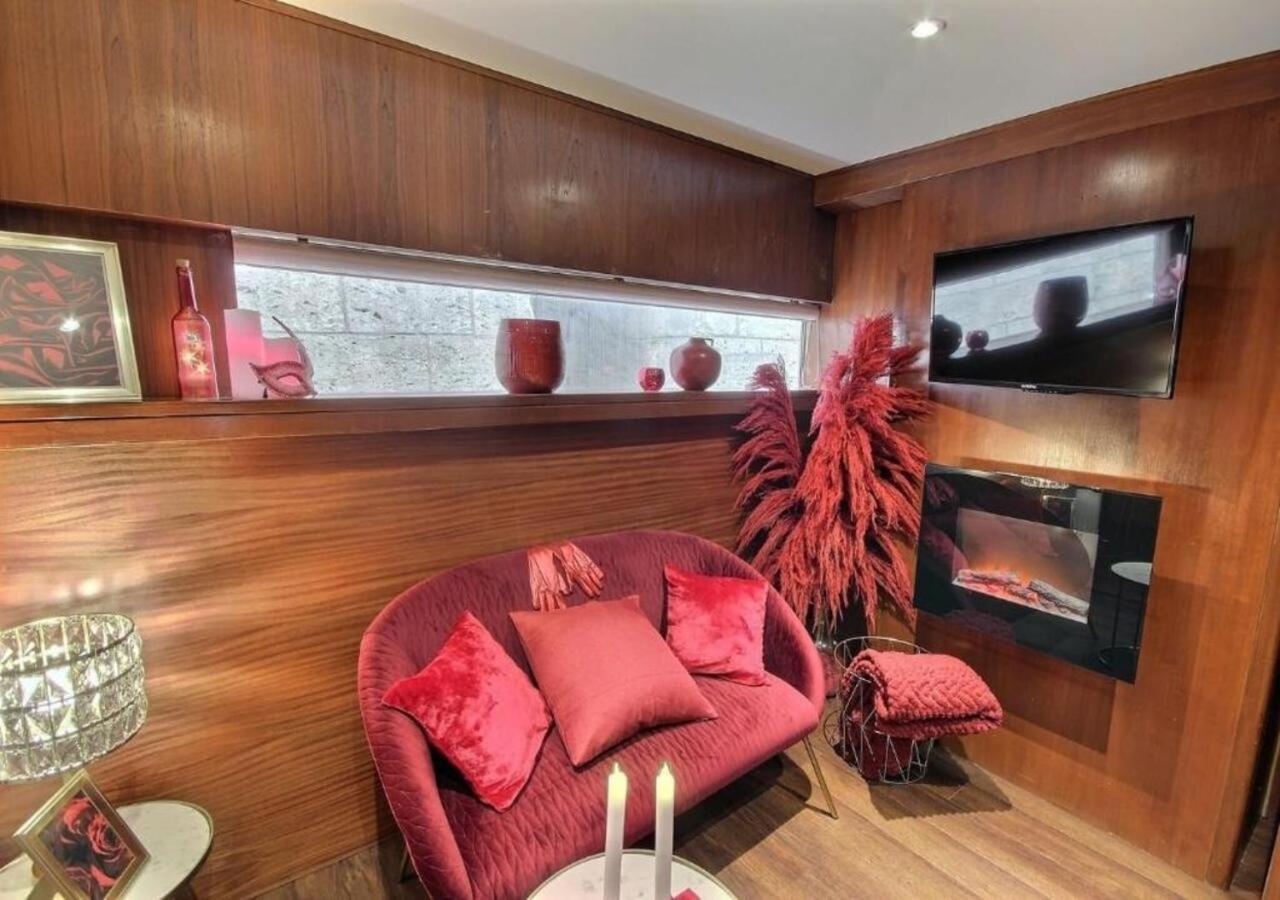 Vip Yacht 2*