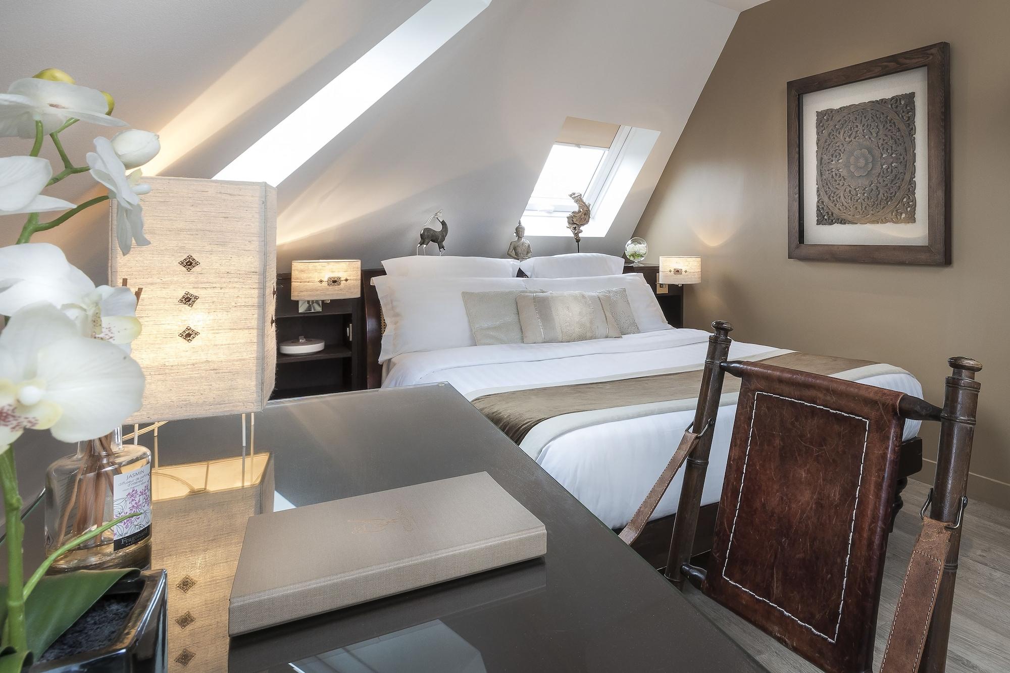 Cluny Square Hotel 3*