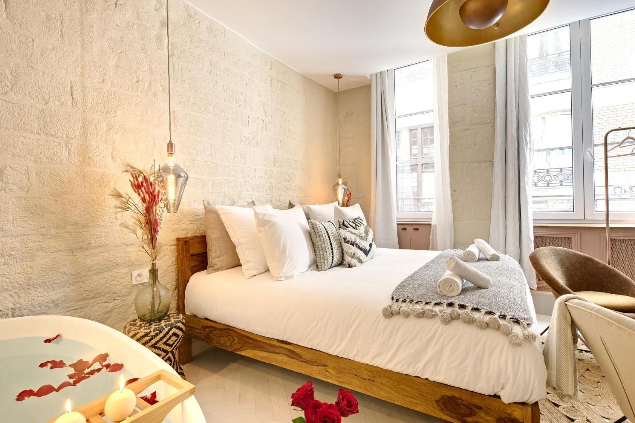 The Charming Luxembourg Garden Appartement