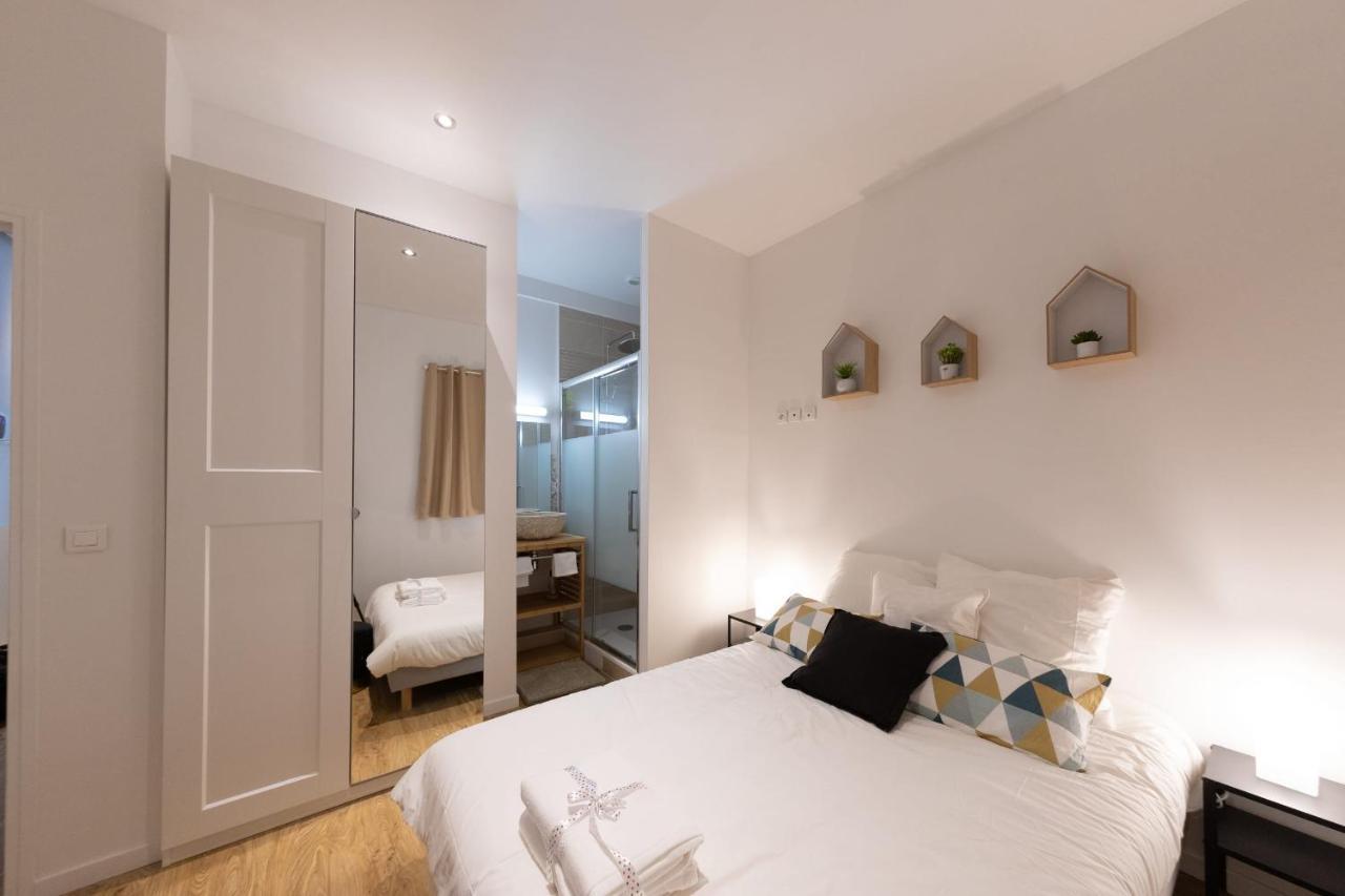 Apartment 2 Bedrooms In 8th *