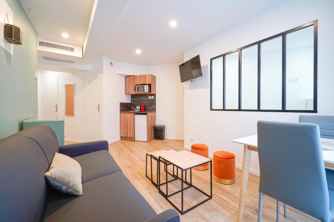 Design In Center 8th Neighborhood *