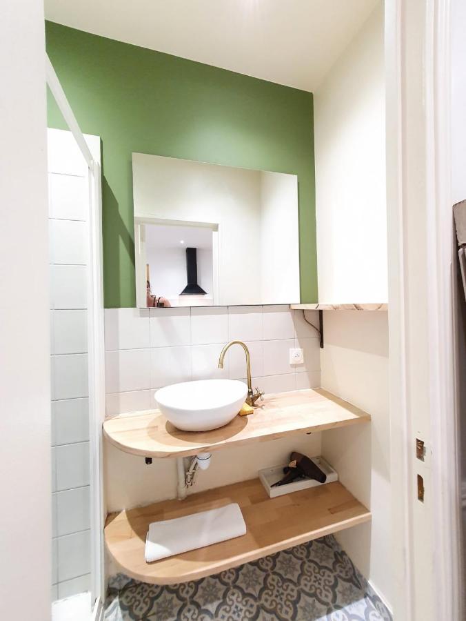 Sweet Marc Seguin Apartment